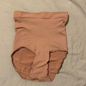 Skims shapewear